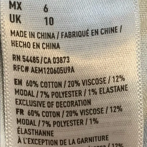 American Eagle Outfitters Super Hi-Rise Shortie with Side Zip Size 6 - Picture 3 of 6